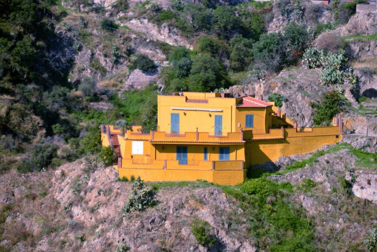 Marachia Apartment Savoca Eksteriør bilde